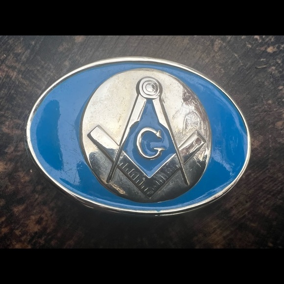 4. BEAUTIFUL MASONIC Belt Buckle.  Gold and Robin’s Egg Blue color - Picture 1 of 2